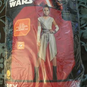 Rey costume
